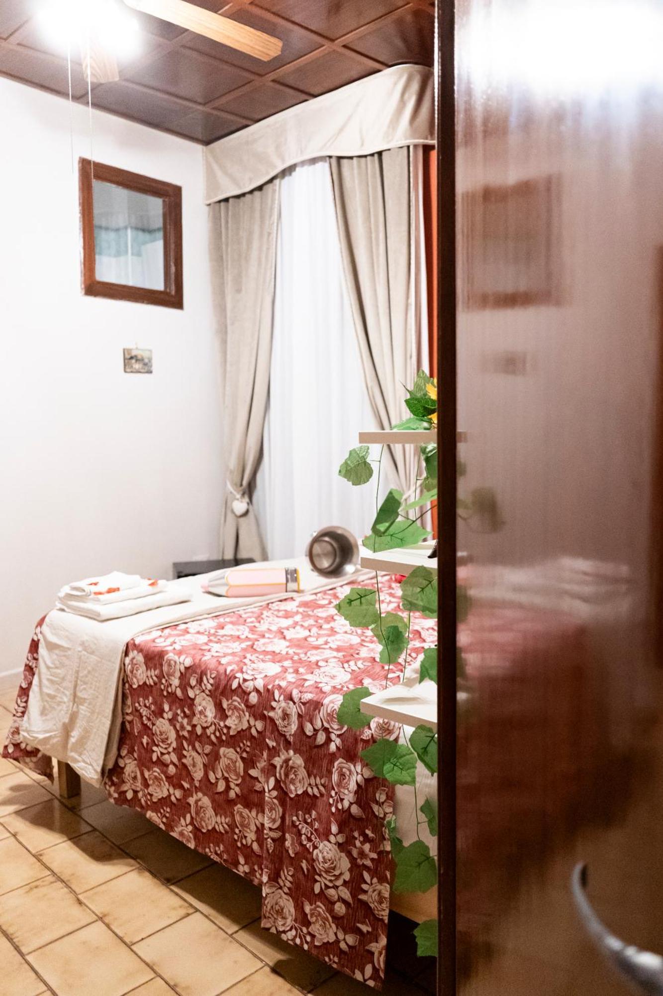 Affitta Camera Don Vittorio - Napoli Portacapuana 외부 사진